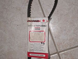 COURROIE BANDO 835*20*30*8,5 POUR SCOOTER