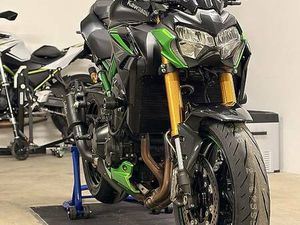 KAWASAKI Z900 SE CANTON BERNE -