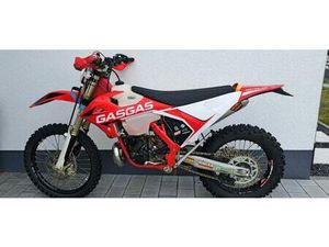GASGAS EC 300 RACING 2019 MIT ZUBEHÖR