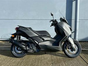 YAMAHA XMAX 125 FOR SALE IN NEWMARKET