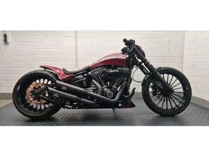 HARLEY DAVIDSON BREAKOUT. CUSTOM TOP ZUSTAND