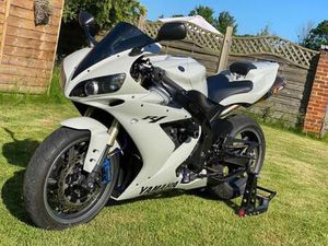 YAMAHA R1 1000 SUPER SPORTS PETROL MANUAL 998 CC