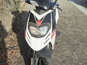 SCOOTER APRILIA SR 50