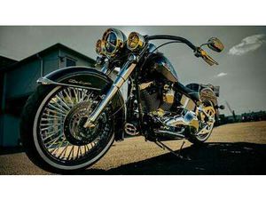 HARLEY-DAVIDSON DELUXE