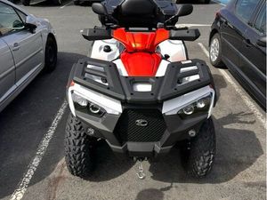QUAD KYMCO 700
