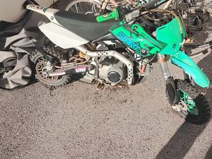 DIRT BIKE YCF START 90 CC SEMI AUTOMATIQUE