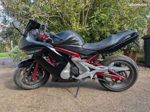 ER6F ER6-F AVEC TAPIS RÉSERVOIR POUR BAGSTER ET SUPPORT TÉLÉPHONE