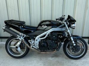 TRIUMPH SPEED TRIPLE