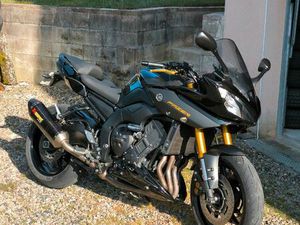 YAMAHA FZ8S