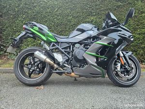 KAWASAKI NINJA H2 SX SE PERFORMANCE TOURER