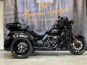 ② HARLEY-DAVIDSON TOURING TOURING TRIKE TRI GLIDE ULTRA FLHTCU