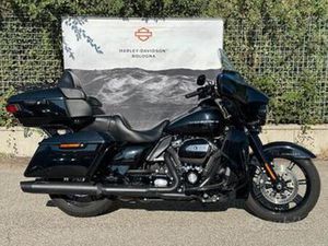 H-D FLHTK ULTRA LIMITED TOTAL BLACK