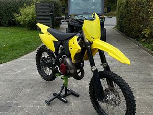 SUZUKI RM 125