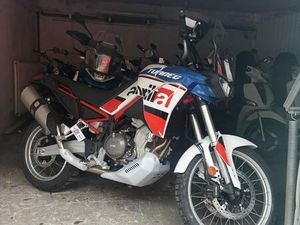 APRILIA TUAREG 660 660 E5 EVOCATIVE DAKARPODIUM