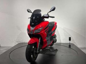 APRILIA SXR 50 | 2024 | 4000KM — SCOOTERS | APRILIA — MARKTPLAATS