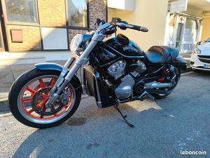 HARLEY DAVIDSON V-ROD