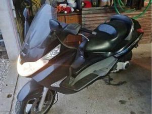 PIAGGIO X8 125