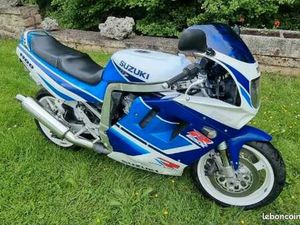 SUZUKI 1100 GSXR