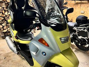 ② BMW C1