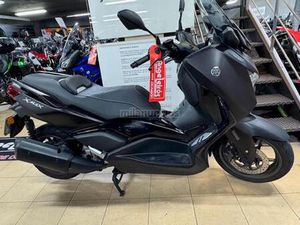 YAMAHA - XMAX 300