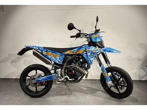 XMF 125 MOTARD