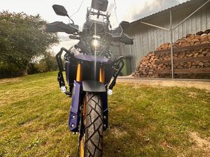 SUZUKI V-STROM 800 DE- NOWY (PRAWIE) Z SUPER WYPOSAŻENIEM I PELNYM GAP