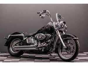 HARLEY DAVIDSON SOFTAIL DELUXE
