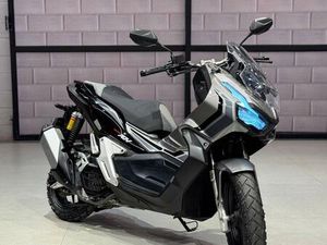 HONDA ADV 150