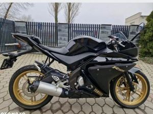 YAMAHA YZF