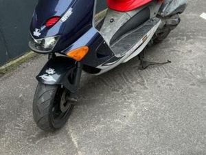 APRILIA SR 125 CC 2T DUITS — SCOOTERS | APRILIA — MARKTPLAATS