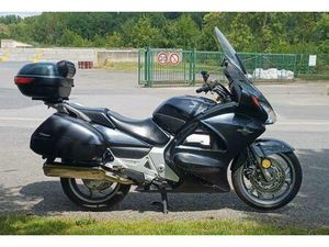 ② PAN EUROPEAN ST1300 2008