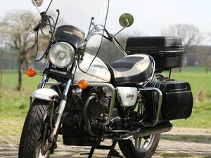 MOTO GUZZI CALIFORNIA II