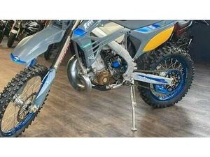 VENDO TM MOTO EN 250 ES FI 2T (2025) USATA A CREMA (CODICE 9924978) - MOTO.IT