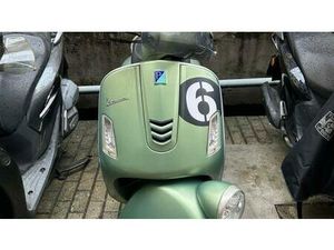VENDO VESPA SEI GIORNI 300 (2017 - 19) USATA A GENOVA (CODICE 9925050) - MOTO.IT