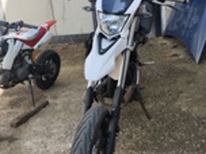YAMAHA WR125X