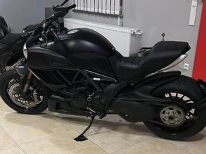 DUCATI DIAVEL CARBON