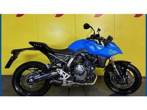 VENDO SUZUKI GSX-8S (2023 - 24) USATA A CASTIGLIONE OLONA (CODICE 9925397) - MOTO.IT