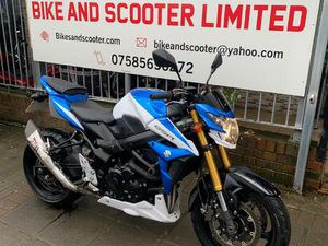 SUZUKI GSR750 749 CC