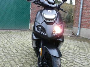 1APEUGEOT SPEEDF4SPORTLINE 4TAKT.KOMPLETTCHECK/GR.INSP.NEU7688KM!