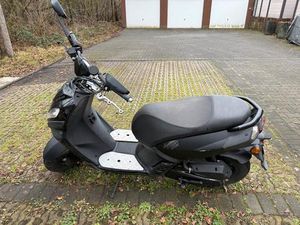 PEUGEOT STREETZONE BEHINDERTENGERECHT UMGEBAUT