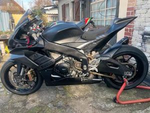 APRILIA RSV4 1000 RK RACEBIKE