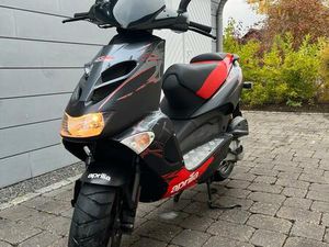 APRILLIA SR50 STREET