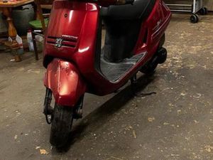 PEUGEOT EXECUTIVE SV 125