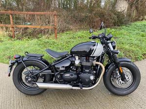 TRIUMPH BONNEVILLE BOBBER 1200 ABS, 2024, 1,185 MILES, STUNNING, ONE OWNER