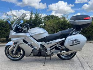 2002 52 YAMAHA FJR 1300 FJR1300 SPORTS TOURER LUGGAGE NEW MOT HPI CLEAR