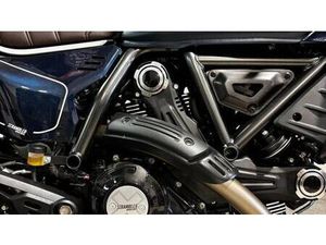 VENDO DUCATI SCRAMBLER 800 NIGHTSHIFT (2025 - 26) USATA A CAGLIARI (CODICE 9925160) - MOTO.IT
