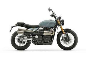 TRIUMPH SCRAMBLER 900 GRIJS
