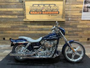 2002 DYNA® WIDE GLIDE® 3