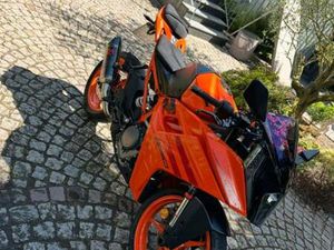 KTM RC 390 2024