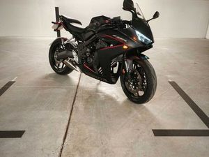 HONDA CBR 650 R E-CLUTCH RIO TINTO